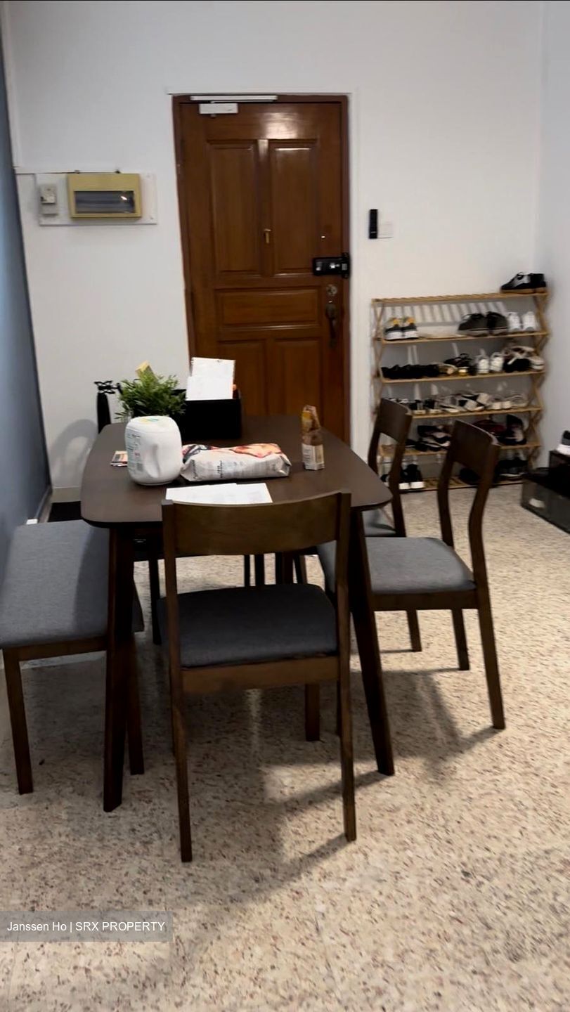 Lakeview Estate (D20), Apartment #597754221